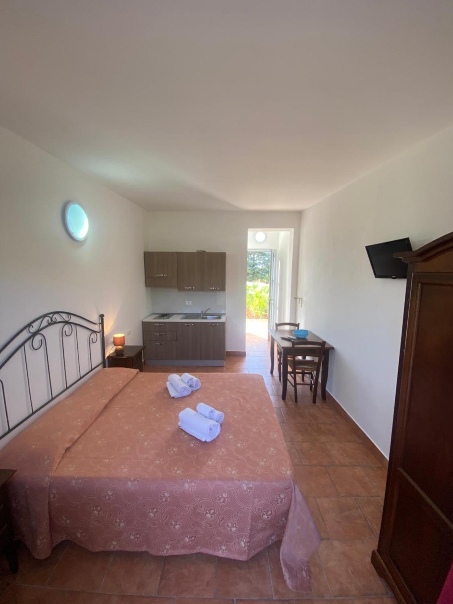 הוילה קסטלוצו La Giara San Vito Lo Capo מראה חיצוני תמונה